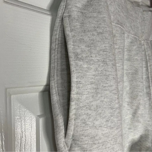 Champion Reverse Weave Metropolitan Museum Art Met NYC Sweatpants Joggers Sz M - Picture 4 of 9